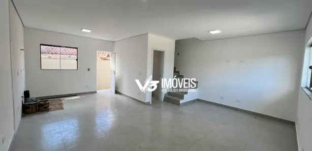 Sobrado com 3 Quartos à venda, 91m² no Bom Retiro, Matinhos