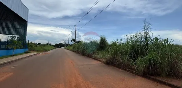 Lote/Terreno à venda, 1056m² no Loteamento Mansões do Lago, Araguaína