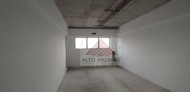 Sala Comercial à venda, 32m² no Vila Bocaina, Mauá
