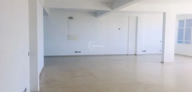 Sala Comercial à venda, 378m² no Panazzolo, Caxias do Sul