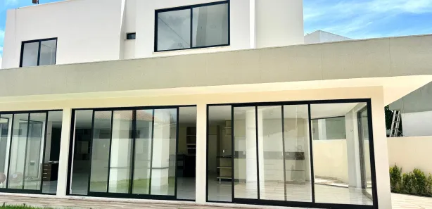 Casa de Condomínio com 4 Quartos à venda, 478m² no Candelária, Natal