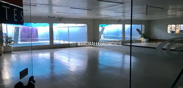 Ponto Comercial para alugar, 800m² no Barbalho, Salvador