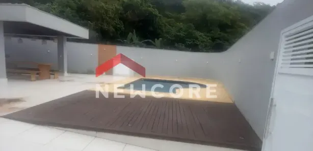 Casa com 3 Quartos à venda, 300m² no Guaiúba, Guarujá