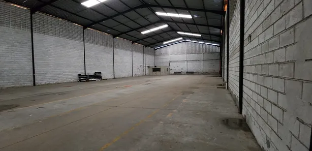 Galpão/Depósito/Armazém para alugar, 4000m² no Buraquinho, Lauro de Freitas