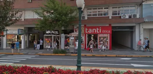 Sala Comercial para venda ou aluguel, 29m² no Centro, Bento Gonçalves