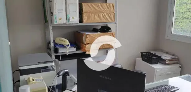 Sala Comercial à venda, 29m² no Santa Rosa, Niterói