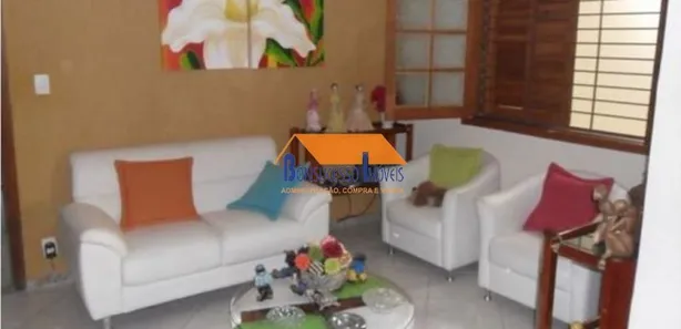 Casa com 4 Quartos à venda, 200m² no Nossa Senhora da Saúde, Belo Horizonte