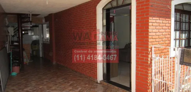 Sobrado com 2 Quartos à venda, 138m² no Vila Lourdes, Carapicuíba
