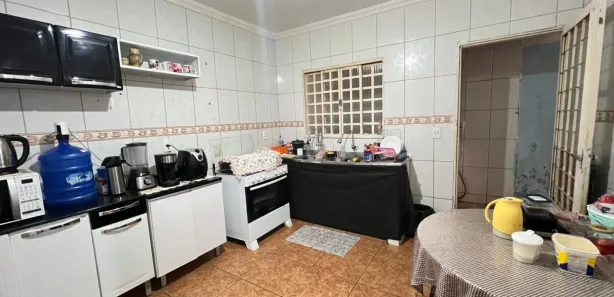Sobrado com 4 Quartos à venda, 200m² no Santa Maria, Brasília