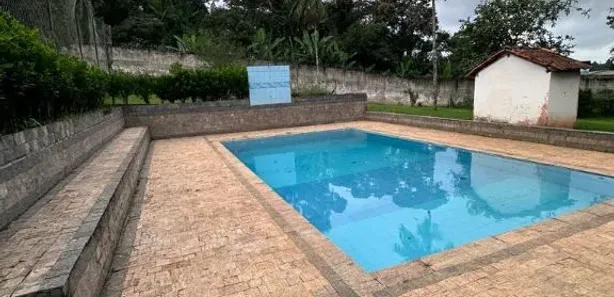 Fazenda/Sítio com 6 Quartos para alugar, 182m² no Ressaca, Itapecerica da Serra