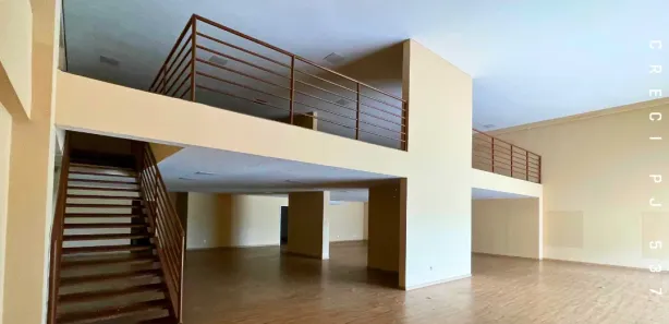 Ponto Comercial para alugar, 523m² no Chapada, Manaus
