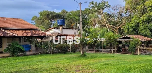 Fazenda/Sítio com 6 Quartos à venda, 220m² no Águas de São João, Goiás