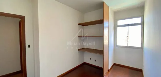 Apartamento com 4 Quartos para alugar, 145m² no Santo Antônio, Belo Horizonte