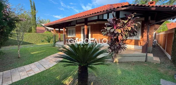 Casa de Condomínio com 4 Quartos para alugar, 265m² no Penedo (Penedo), Itatiaia