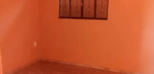 Casa com 3 Quartos para alugar, 40m² no Vista Alegre - 1ª Seção, Ibirité