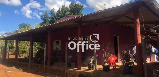 Fazenda/Sítio com 2 Quartos à venda, 150m² no , Campo Limpo de Goiás