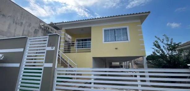 Casa de Condomínio com 3 Quartos para alugar, 94m² no Ogiva, Cabo Frio