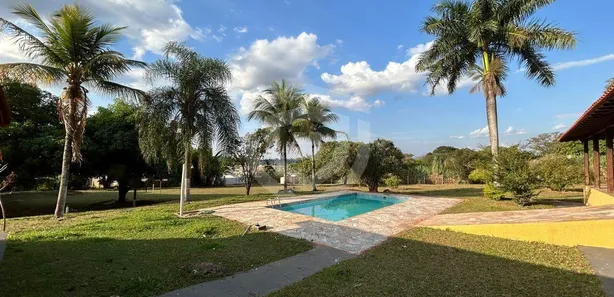 Fazenda/Sítio com 4 Quartos à venda, 254m² no Residencial Parque Flamboyant, Piratininga