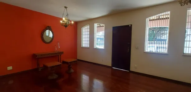 Imóvel Comercial com 5 Quartos para alugar, 360m² no Jaraguá, Belo Horizonte