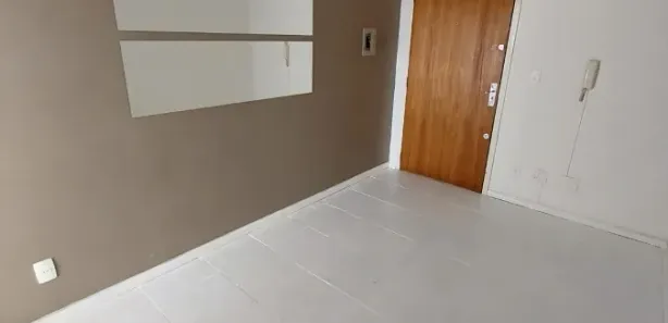 Sala Comercial à venda, 40m² no Centro, Caxias do Sul