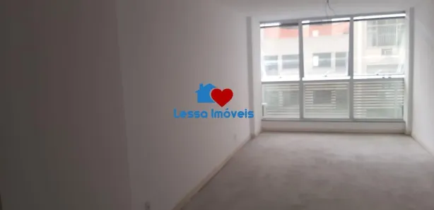 Sala Comercial à venda, 32m² no Ingá, Niterói