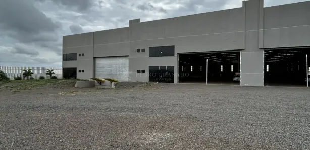 Prédio Comercial para alugar, 4200m² no , Marialva