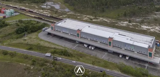 Galpão/Depósito/Armazém para alugar, 859m² no Pólo Industrial de Camaçari, Camaçari