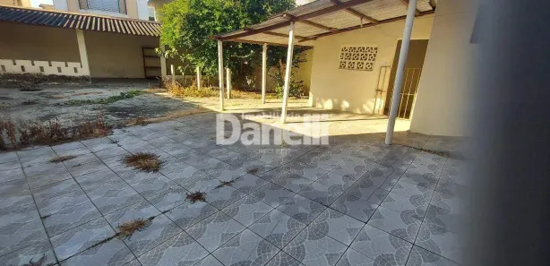 Casa com 2 Quartos à venda, 136m² no Parque Jaraguá, Taubaté