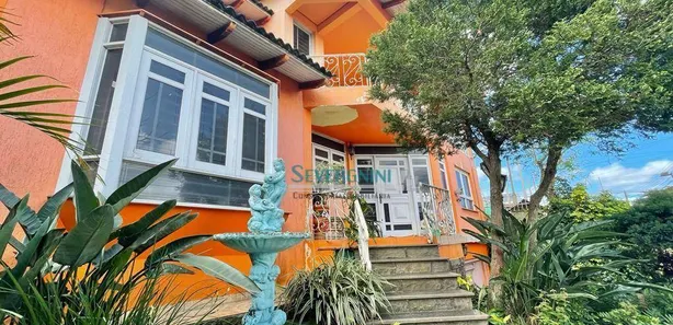 Sobrado com 4 Quartos à venda, 282m² no Jardim do Bosque, Cachoeirinha