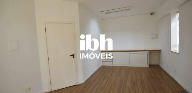 Sala Comercial para alugar, 40m² no Santa Efigênia, Belo Horizonte