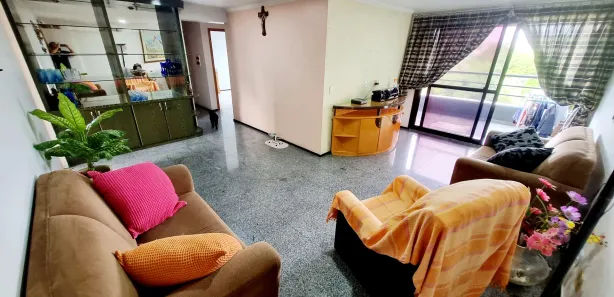 Apartamento com 3 Quartos para venda ou aluguel, 117m² no Aleixo, Manaus
