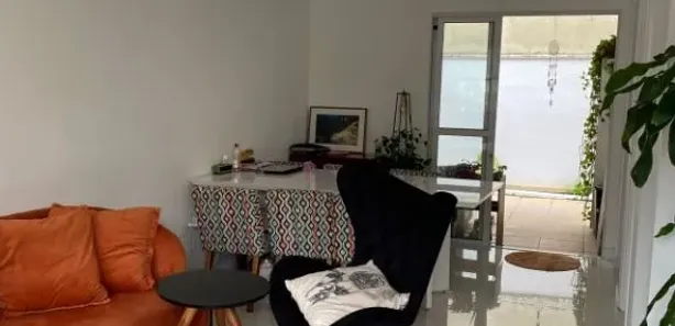 Casa de Condomínio com 2 Quartos para alugar, 100m² no Vila Oliveira, Mogi das Cruzes