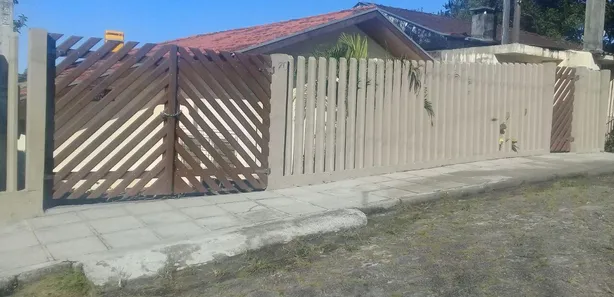 Casa com 3 Quartos à venda, 120m² no , Matinhos