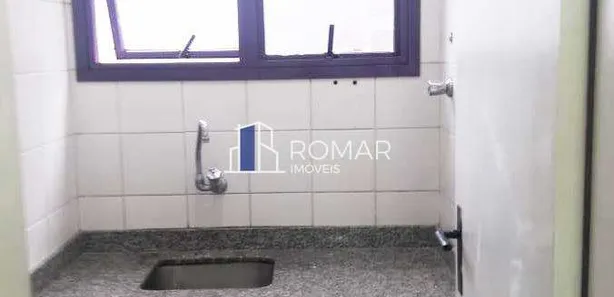 Imóvel Comercial à venda, 50m² no Gonzaga, Santos