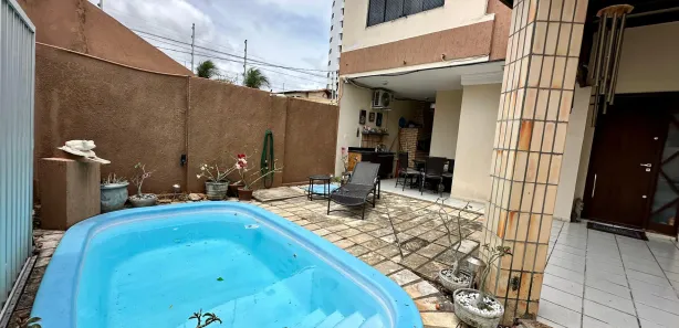 Sobrado com 3 Quartos à venda, 236m² no Capim Macio, Natal