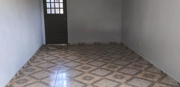 Sobrado com 3 Quartos para alugar, 110m² no Samambaia Norte, Brasília