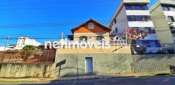 Ponto Comercial com 3 Quartos para alugar, 145m² no Santa Efigênia, Belo Horizonte