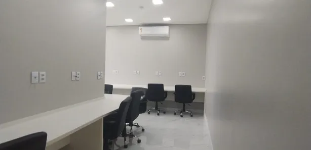 Sala Comercial para venda ou aluguel, 84m² no Adrianópolis, Manaus