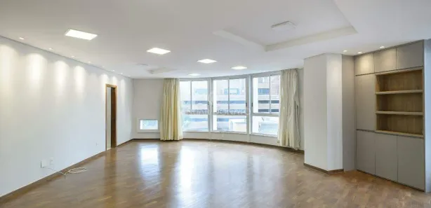 Ponto Comercial à venda, 90m² no Santo Agostinho, Belo Horizonte