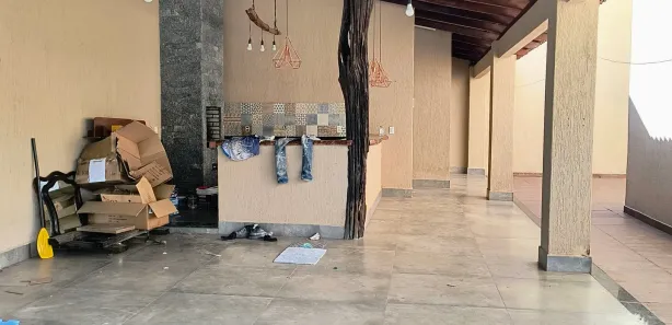 Casa de Condomínio com 4 Quartos para alugar, 600m² no Setor Habitacional Arniqueira, Brasília