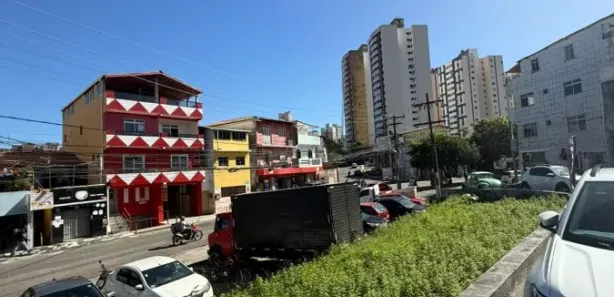 Ponto Comercial para alugar, 60m² no Boca do Rio, Salvador