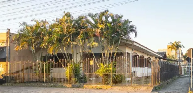 Casa com 3 Quartos à venda, 190m² no Vila Princesa Izabel, Cachoeirinha