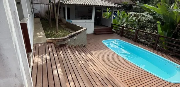 Fazenda/Sítio com 4 Quartos à venda, 1000m² no Centro, Casimiro de Abreu
