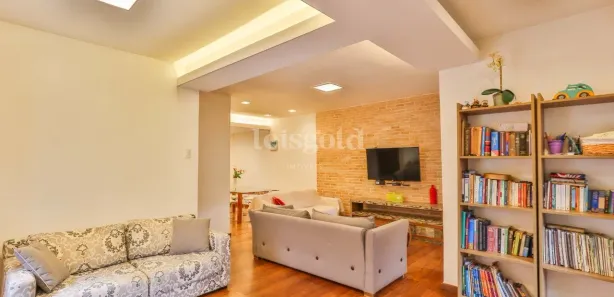Casa com 3 Quartos à venda, 236m² no Humaitá, Rio de Janeiro
