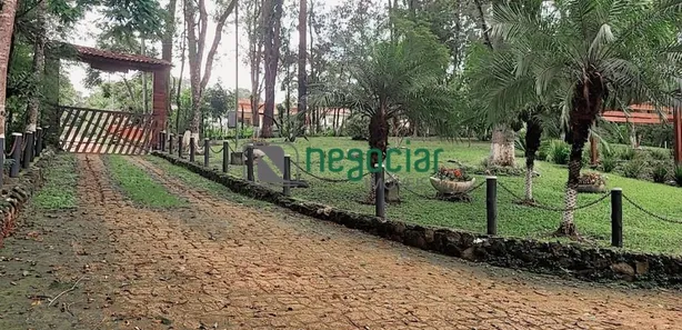Fazenda/Sítio com 5 Quartos à venda, 410m² no Casa Amarela, Betim