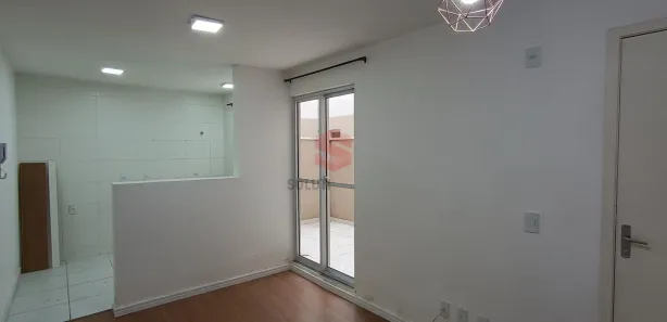 Apartamento com 2 Quartos para alugar, 45m² no Jardim Itaqui, Campo Largo