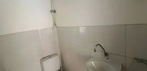 Ponto Comercial para alugar, 28m² no Santa Tereza, Belo Horizonte