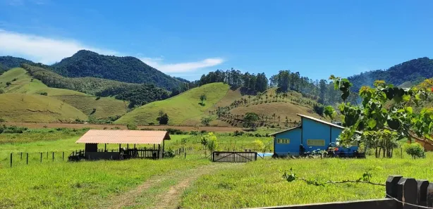 Fazenda/Sítio com 3 Quartos à venda, 8300m² no Comunidade Urbana de Jaboti, Guarapari