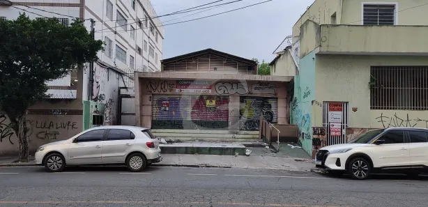 Ponto Comercial para alugar, 320m² no Santa Tereza, Belo Horizonte