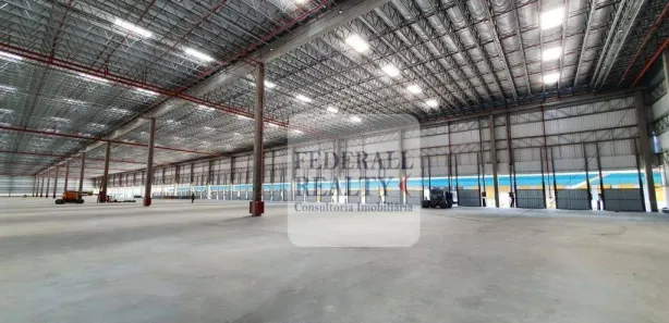 Galpão/Depósito/Armazém para alugar, 883m² no Taquara, Rio de Janeiro